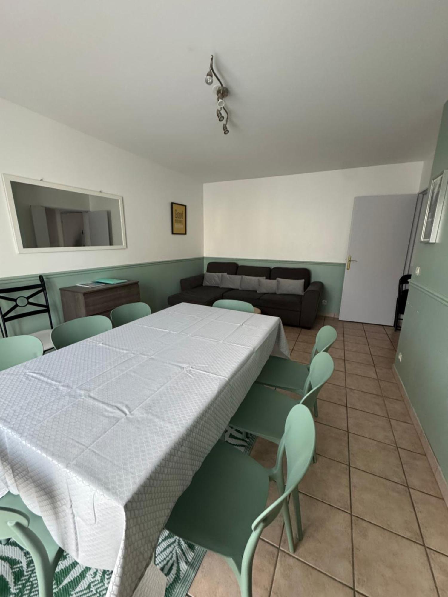 Disney, Very Nice 2 Bedrooms Family Apartment, Wifi, Netflix 8 Pers Chessy  Zewnętrze zdjęcie